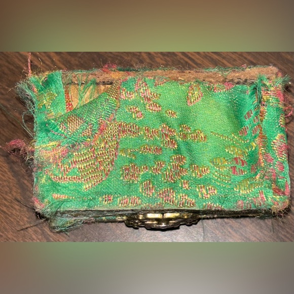 Chiming Metal Hand Massage Exercise Balls w/Case Stress Relief Relaxing Sound - Picture 5 of 9